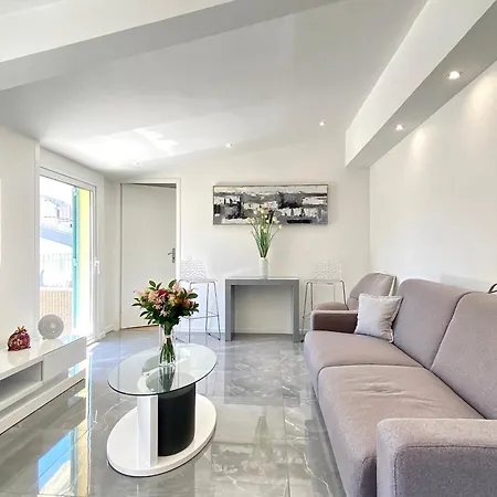Les Toits Du Soleil: Luxury Apartment with Terraces and Jacuzzi in Central Cannes Exterior photo